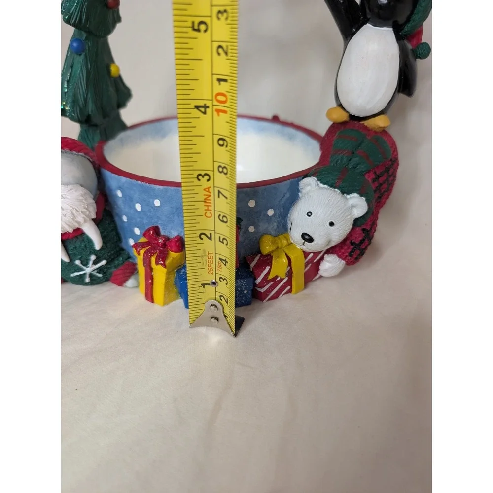 Vintage St. Nicholas Square 1999 Holiday Handle Basket Christmas Home Decor‎